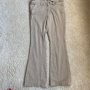 ❤️🔥AE Super stretch khakis that are ridiculously soft. Measurements in pics